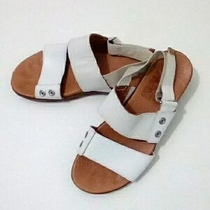 Sorel white sandals